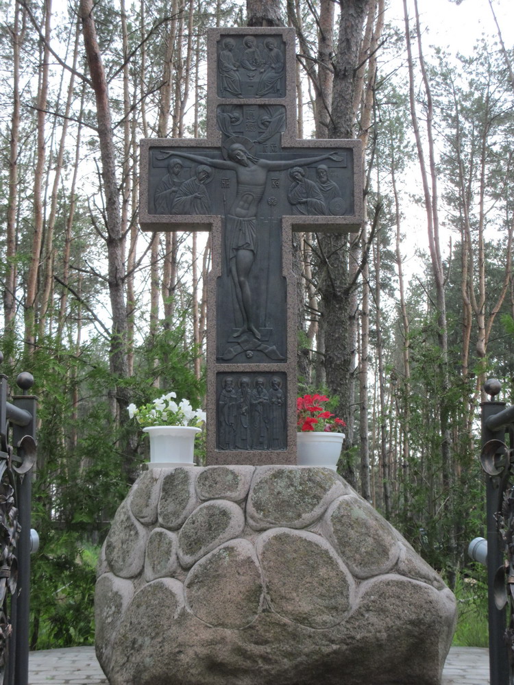 2-Крыж. Свята-Лаўрышэўскі манастыр.