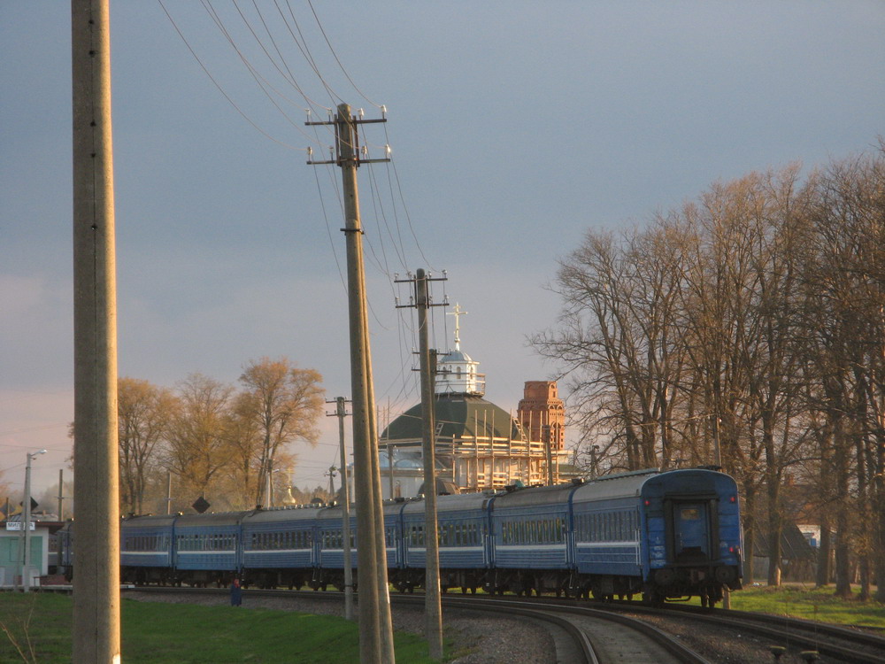 Дарога. Царква прп. Сергія Раданежскага ў Мільчы. 2012 г.