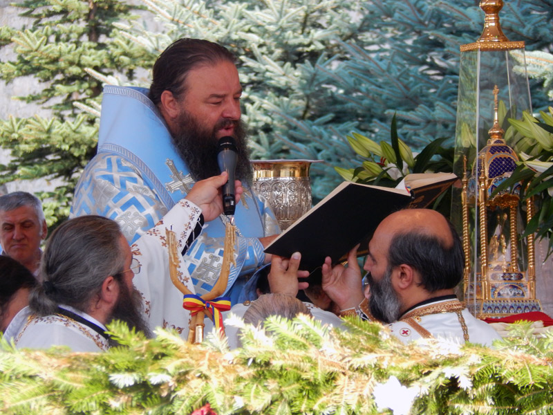 hram la manastirea Putna