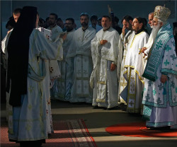 felix 
Архијерејска литургија - Episcopal liturgy 
2015-08-01 20:55:58