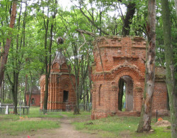 Uladzimir 
Капліцы на Рагачоўскіх могілках-1. 2008 г. 
2015-08-18 11:03:25