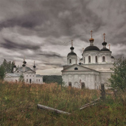 Barhatov 
Обитель.. 
2015-08-26 10:37:41