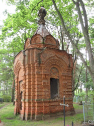 Uladzimir 
Капліцы на Рагачоўскіх могілках-3. 2008 г. 
2015-08-27 13:35:44