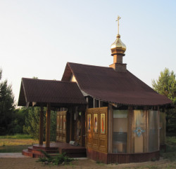 hope 
Летняя, адкрытая царква Уладзімірскай іконы Божай Маці. 
2015-08-28 11:44:29