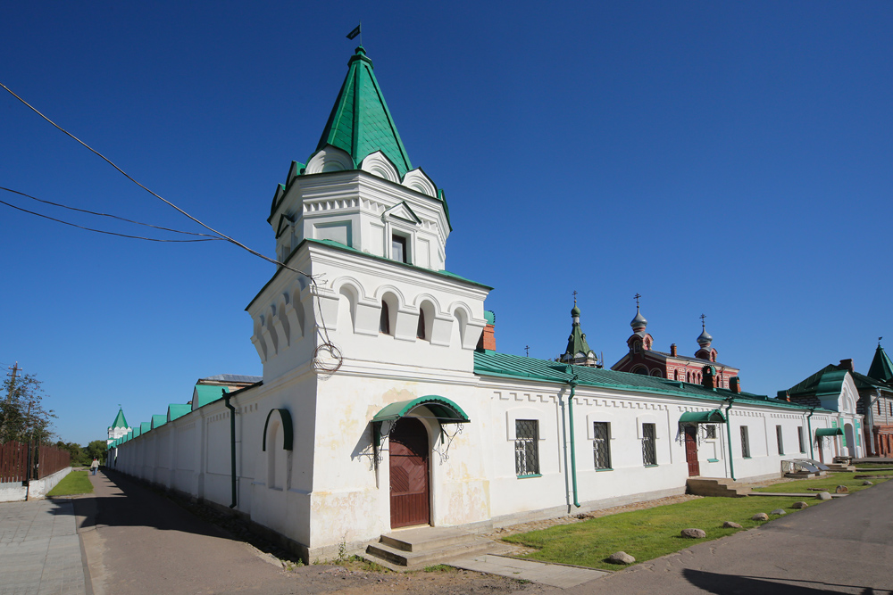 Никольский монастырь