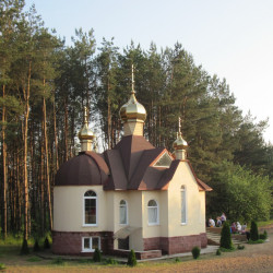 hope 
Царква-купель Свята-Лаўрышэўскага манастыра. Скіт 
2015-09-09 09:55:29
