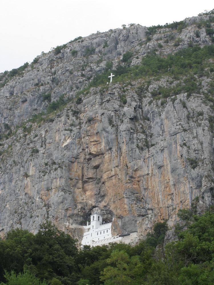 Острошка стена