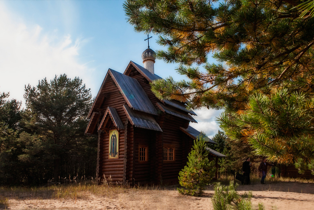 Введено-Оятский монастырь.Часовня на месте рождения прп.Александра Свирского