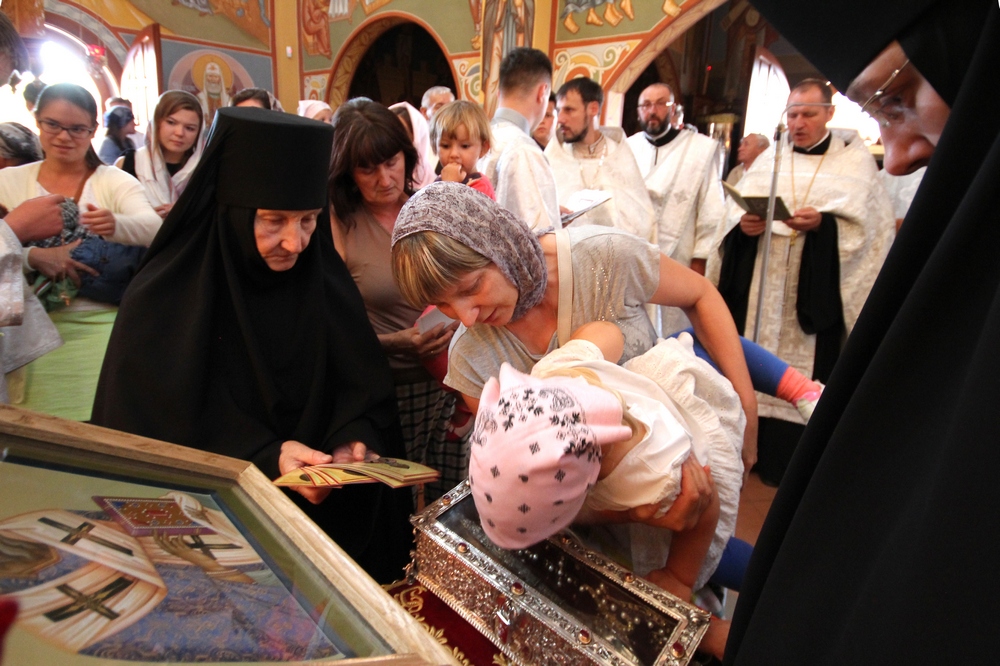 Relics of St. Spiridon of Tremithus in Zwierki Convent 3