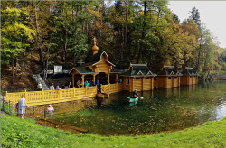tolmargarita 
Дивеево. Святой источник Серафима Саровского 
57 
2015-10-03 22:58:35