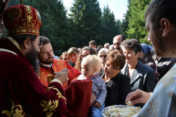 josifras 
Архијерејска Литургија на Рудну код Рашке 3 
2015-10-28 22:27:34