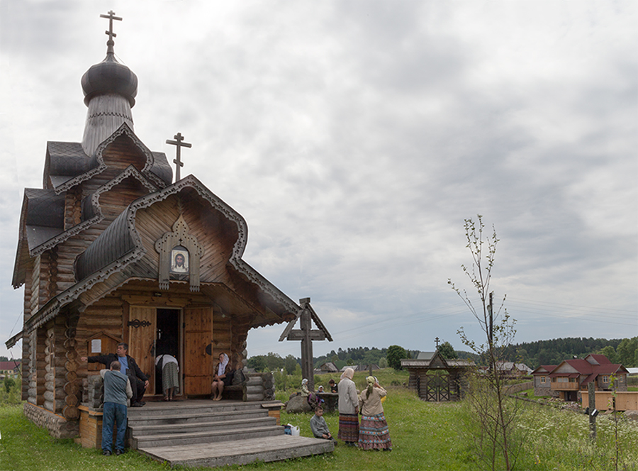 После воскресной службы