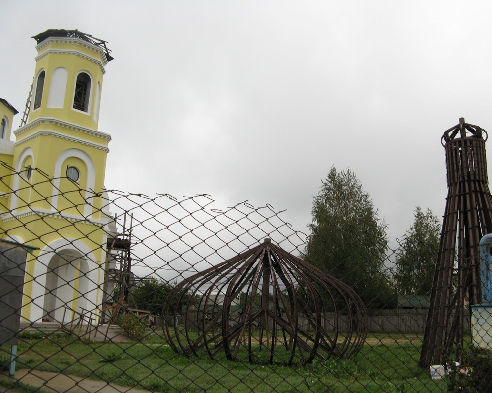 Узвядзенне царквы Казанскай іконы Божай Маці.Брылёў.2008 г.