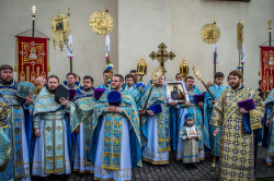 AdrianKazimiruk 
Lubelskiej Ikony Matki Bożej (9) 
2015-11-08 14:17:00
