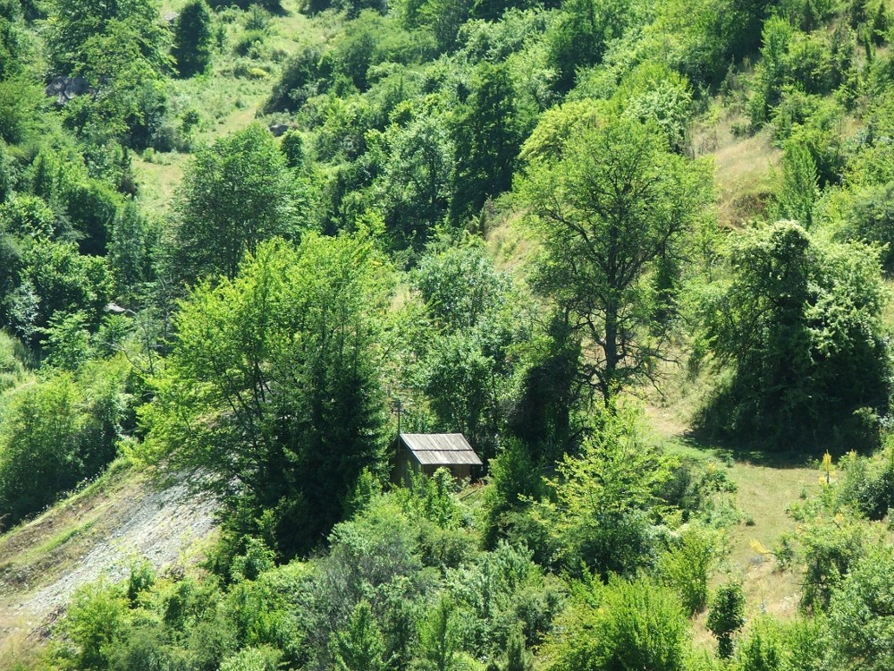 Непозната дрвена црква на Копаонику