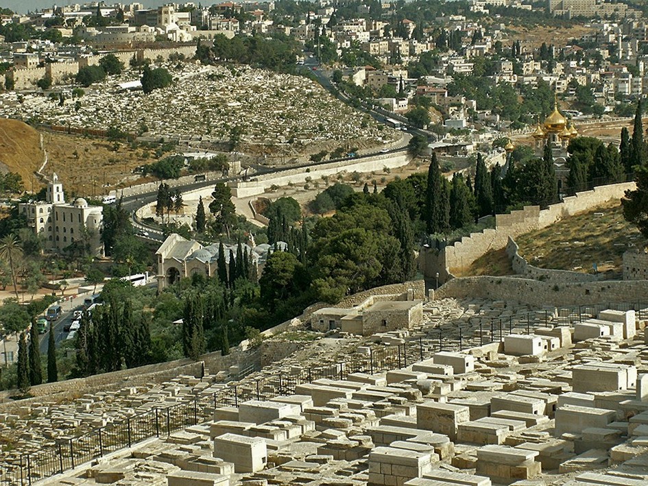 Jerusalem_Mary_Magdalene_Gethsemane_2