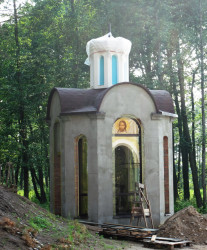 hope 
Капліца Свята-Лаўрышэўскага манастыра. 
2015-12-04 13:45:37