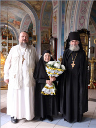 tolmargarita 
В Покровско-Васильевском монастыре. Павловский-Посад Моск. обл 
48 
2015-12-10 22:11:19