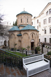 alik 
At Patriarchate in Tbilisi 
2015-12-12 16:24:38
