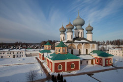 AlexandraP 
Tikhvin Assumption Monastery / Тихвинский Свято-Успенский мужской монастырь 
2015-12-27 12:00:04