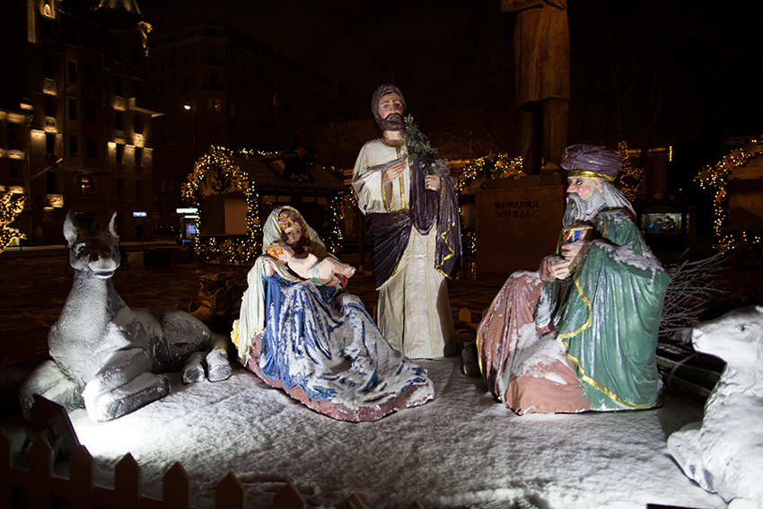 Christmas Nativity scene / Вертеп