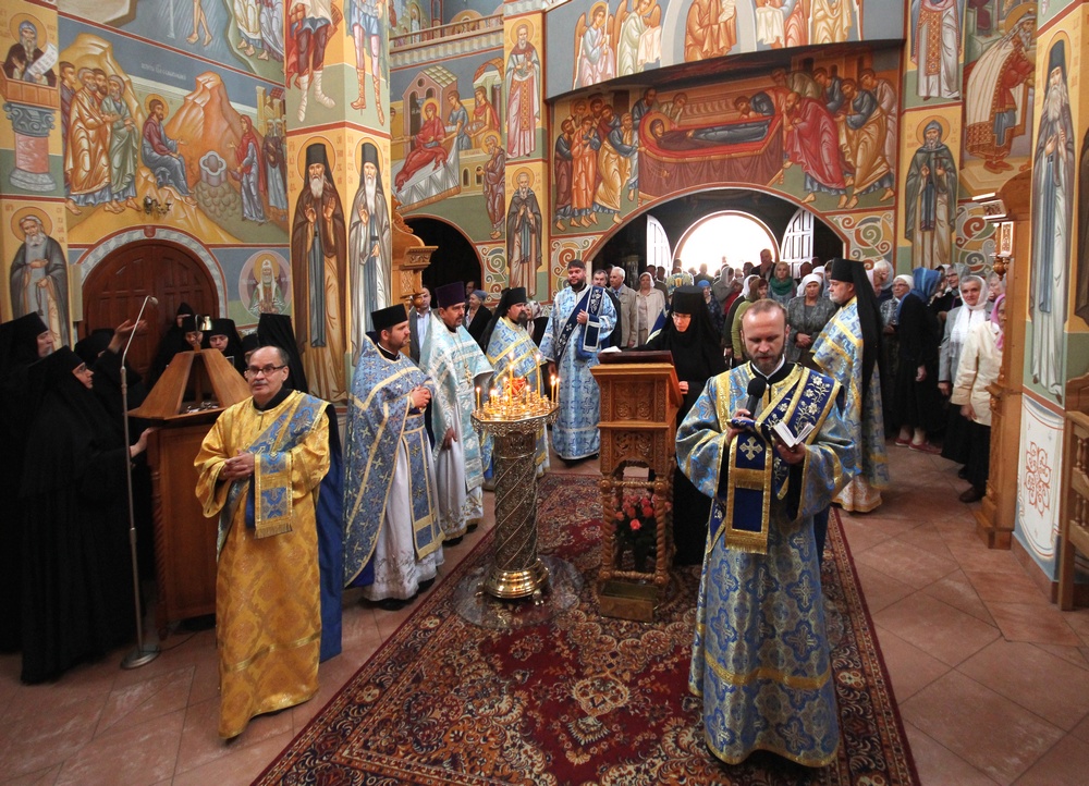 Divine Liturgy in Zwierki Convent