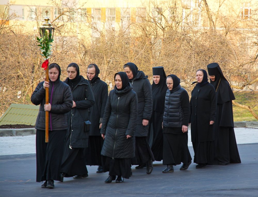 Монастырь. Повседневная жизнь.