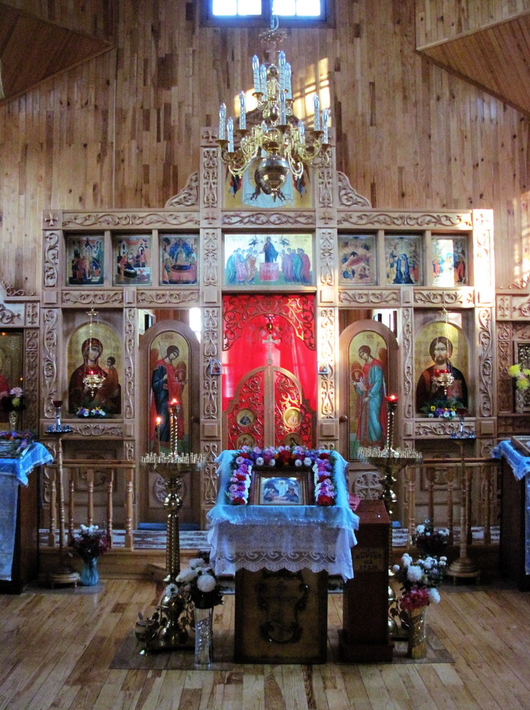 Свята-Ціхвінская царква ў Чонках. Іканастас