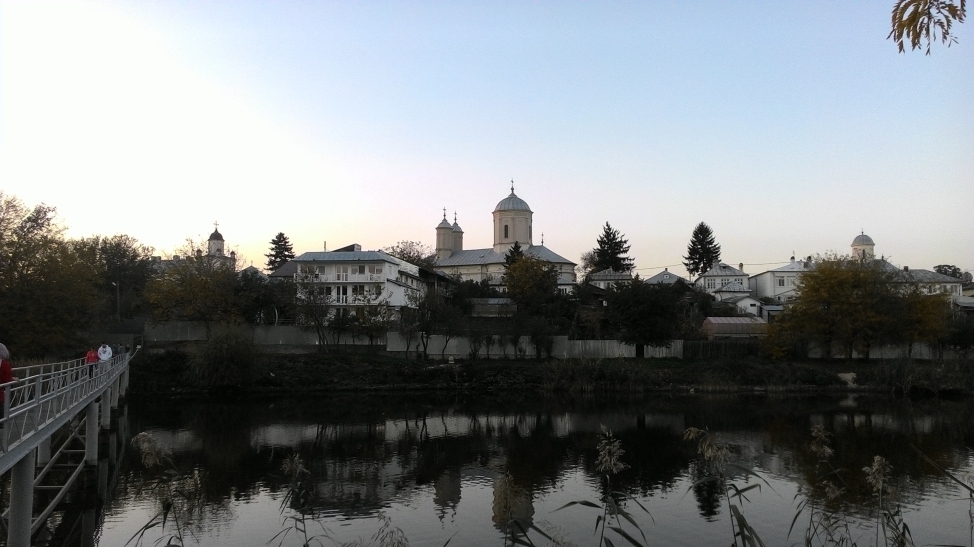 Mănăstirea Pasărea