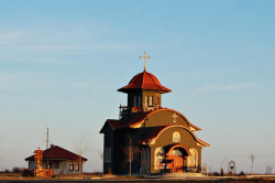 Florina 
Biserica Manastirii Poarta Alba, Judetul Constanta 
48 
2016-01-01 21:17:52