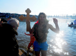 joanikije 
За крст часни 3 
2016-01-20 19:35:32