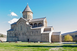 alik 
Svetitskhoveli Cathedral 
2016-01-21 15:31:14