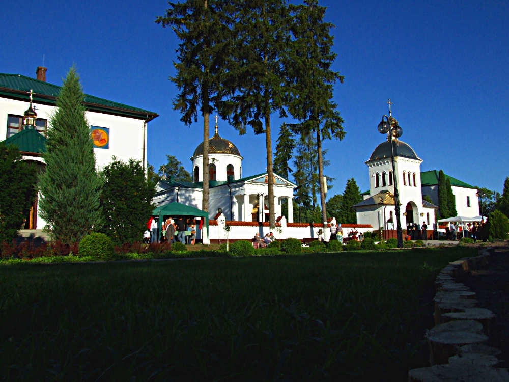 Monaster św. Onufrego w Jabłecznej