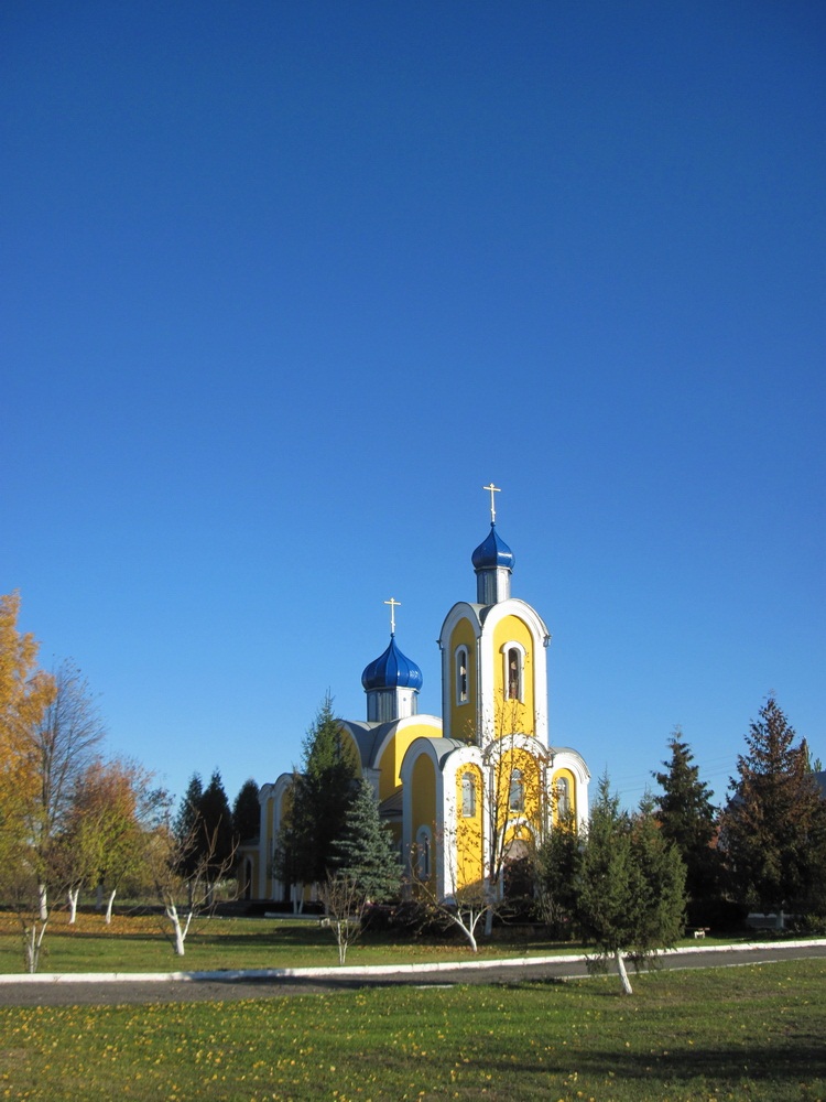 Свята-Мікольская царква ў Буда-Кашалёве. Восень