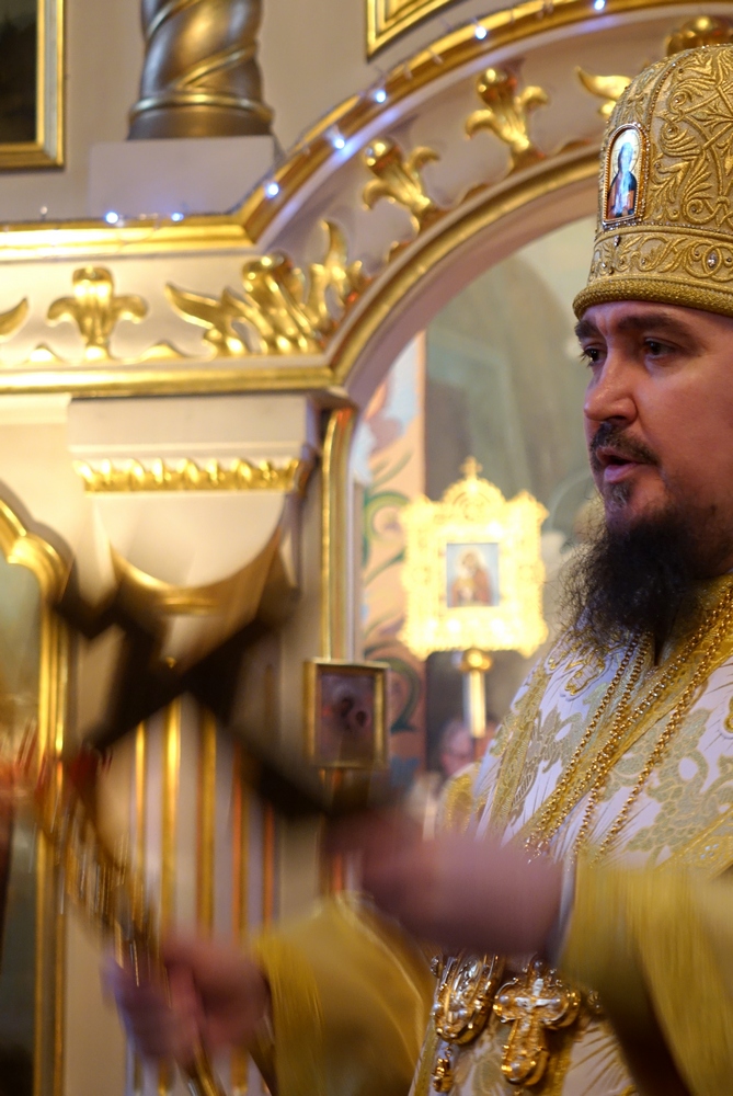 Bishop George in Siemiatycze blesses faithfull...
