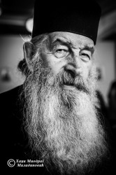 hmiodrag 
Монах Кирило 
2016-02-03 16:19:36