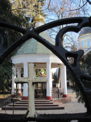 from homel 
Капліца каля Свята-Петра-Паўлаўскага сабора ў Гомелі 
2016-02-29 11:54:02