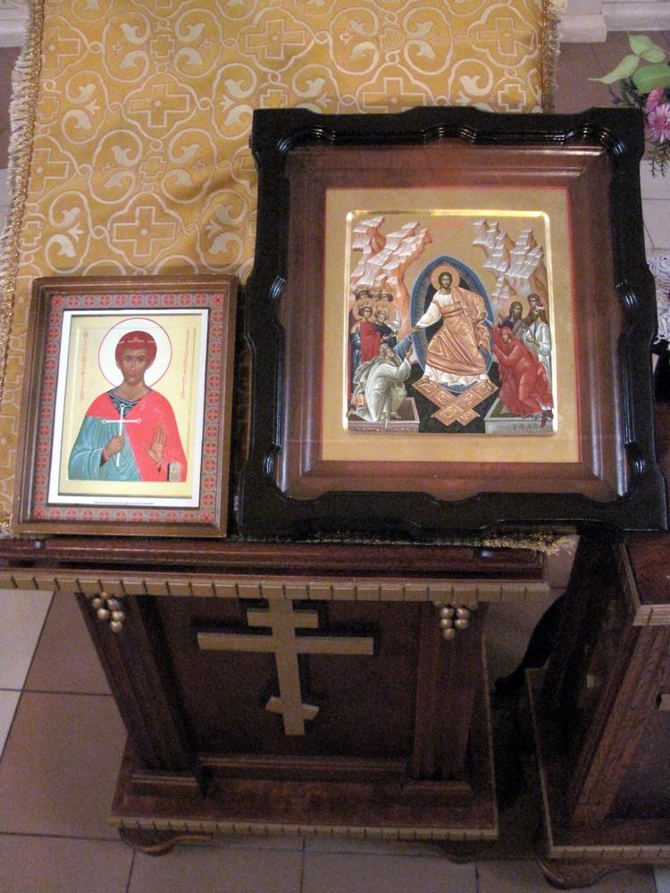 Царква Архістраціга Міхаіла ў Касцюкоўцы. Іконы.