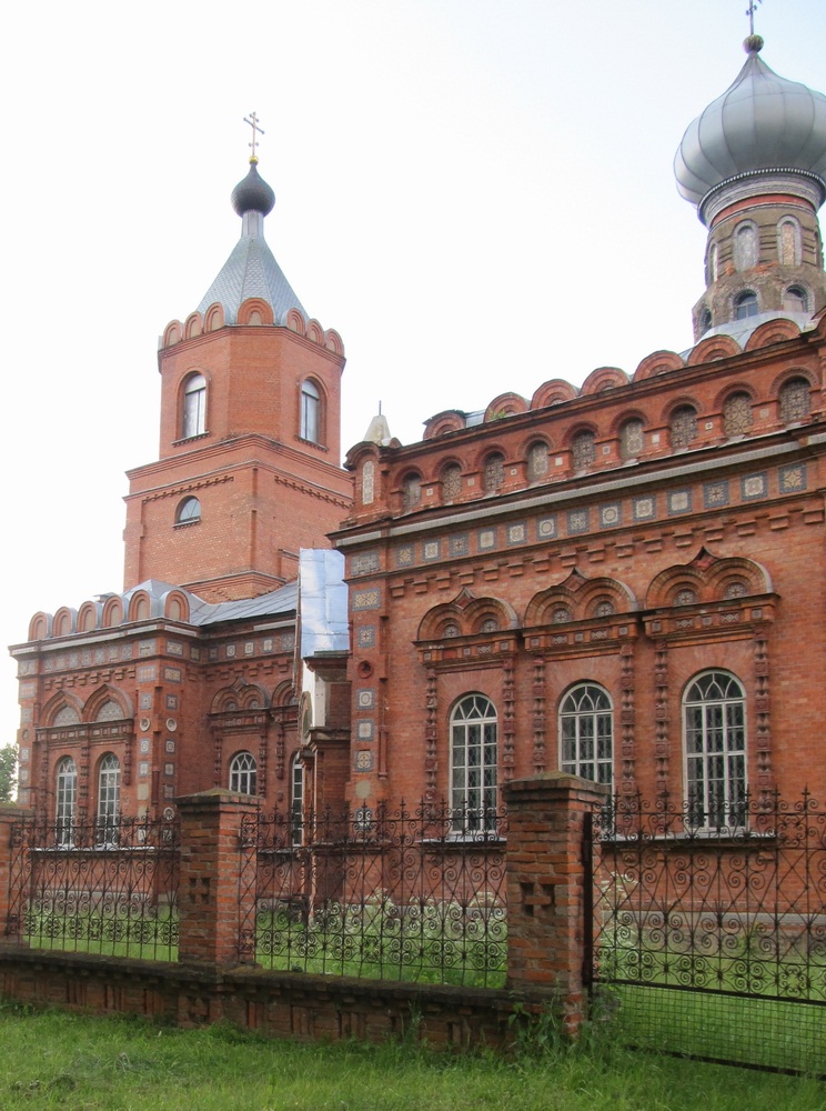 Царква ў імя Ўсіх святых у Пірэвічах