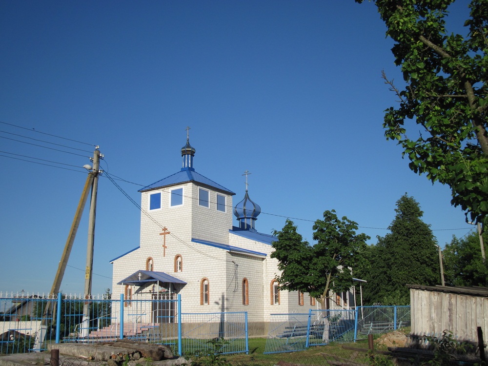 Царква Нараджэння Божай Маці ва Ўваравічах