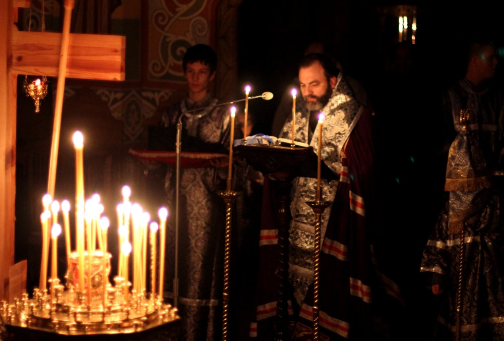 Archbishop Jacob reading the Great Canon in Zwierki Convent 