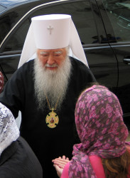 jarek1 
Metropolitan Juvenaly of Krutitsy and Kolomna in Bari 
2016-03-13 08:03:22