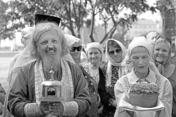 alik 
Fr Siarhei Hardun 
2016-03-24 00:06:11