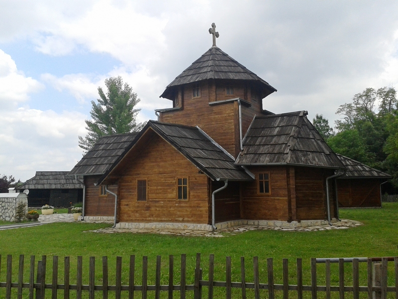 Храм Светог Николе  - Моравски конаци