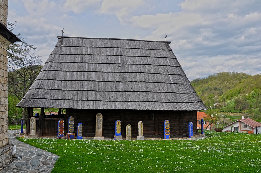 Црква брвнара-Сеча Река