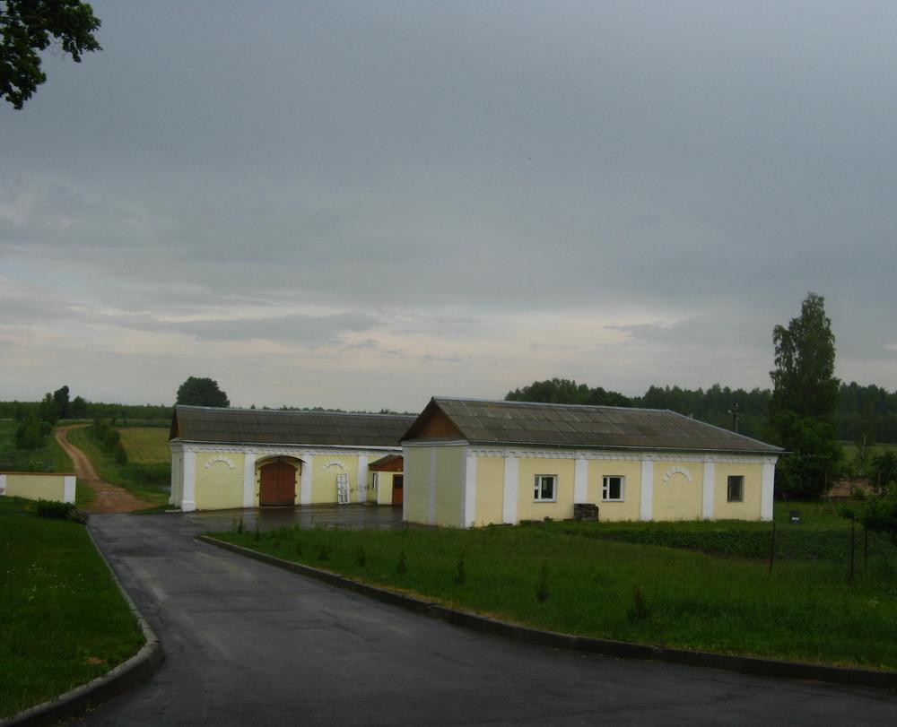 Пустынка. Манастырскія пабудовы
