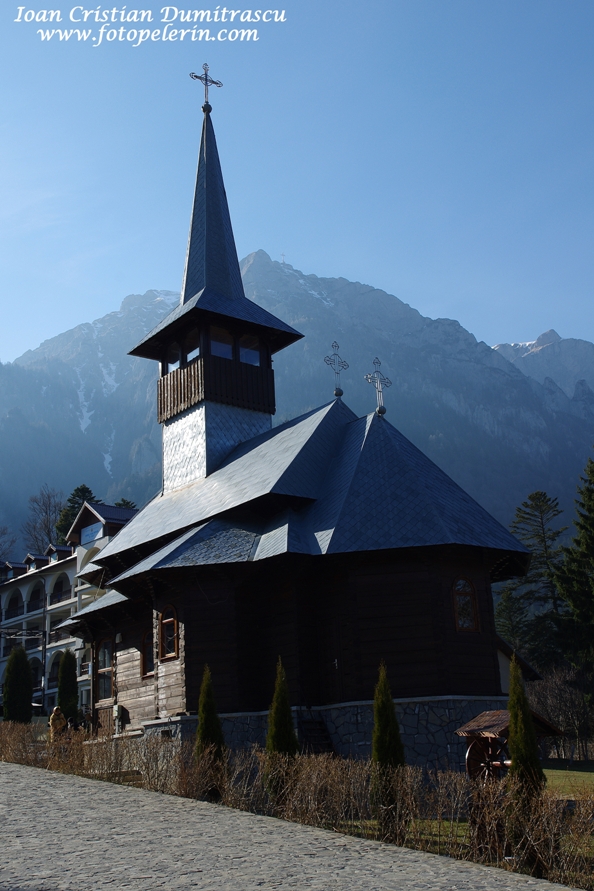 Sfânta Mănăstire Caraiman (Bușteni) / Holy Monastery Caraiman (Busteni, Romania)