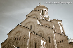 romanusa 
Holy Trinity Cathedral of Tbilisi 
2016-04-11 23:03:12