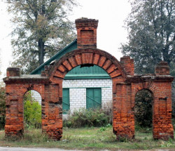 from homel 
Святыя вароты ў Мільчы 
2016-04-18 09:23:56