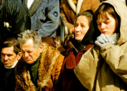 Alexsi 
A glimpse of the fevor one feels among the Orthodox in Romania 
2016-04-27 21:22:22